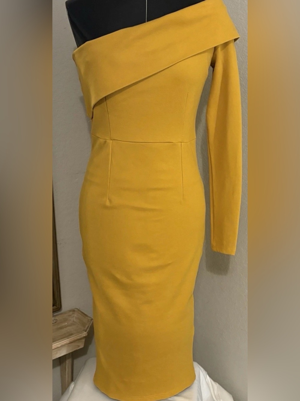 Alieva Rita One Shoulder Dress Mustard Yellow Women’s Size L - Picture 4 of 8